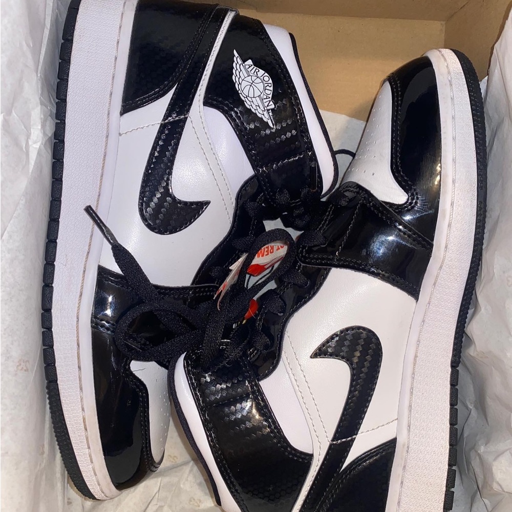 Air Jordan1 Mid